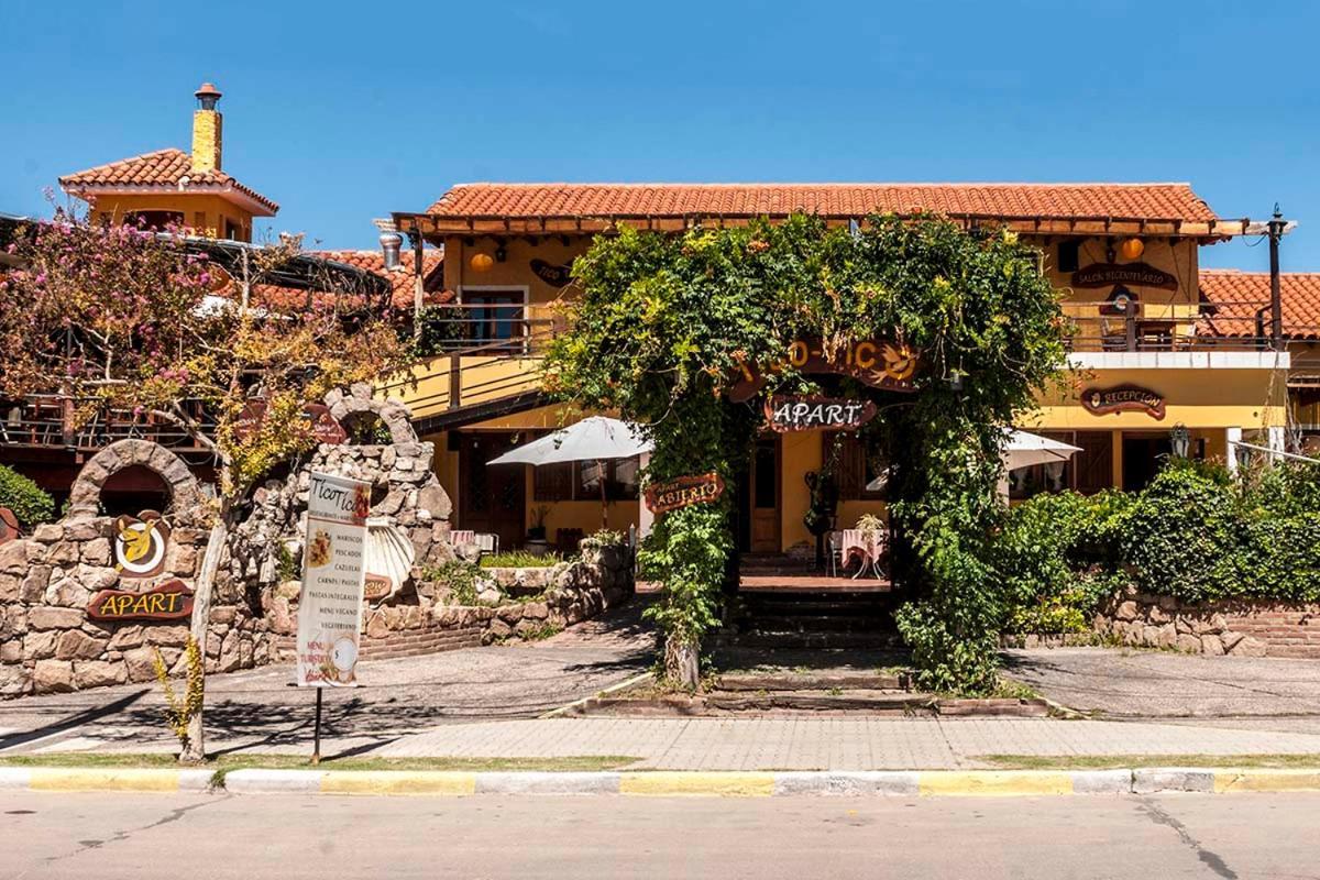 Aparthotel Tico Tico 3*
